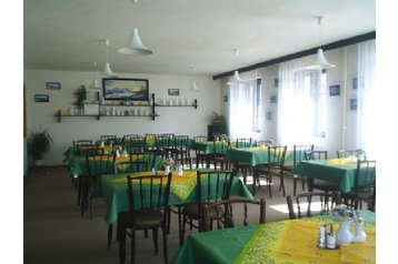 Отель Mladé Buky 5